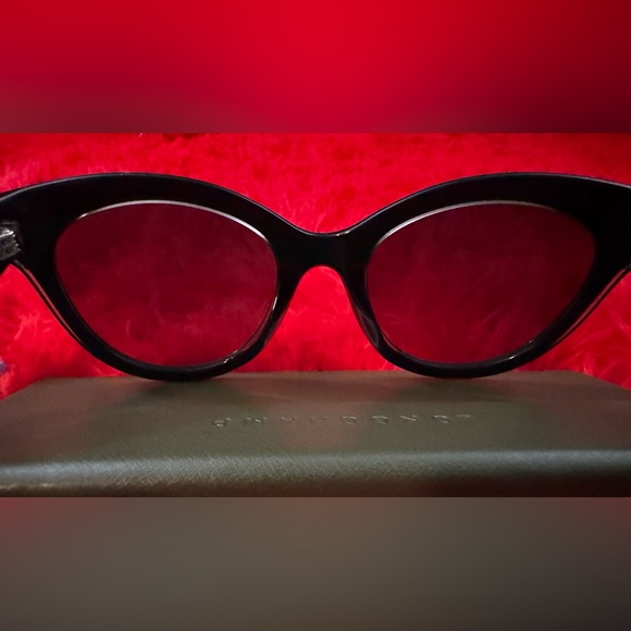 NWT Stunning LONGCHAMP Black Sunglasses w/silver Accents - Picture 12 of 13